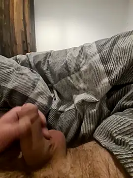 Snapshot of NiceBone000 chatting on February 17, 2026, 9:23 pm NiceBone000 online show from February 17, 2026, 9:23 pm