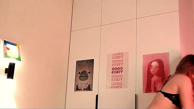 SIlviaBeyt online show from February 23, 2026, 9:37 pm