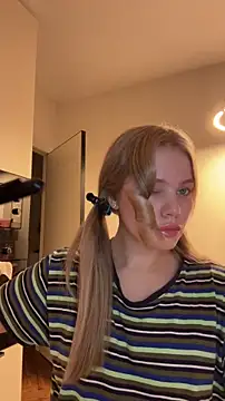 SIlviaBeyt online show from March 24, 2026, 10:10 pm