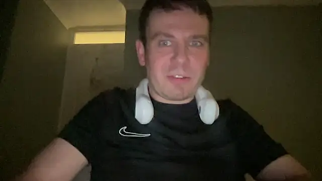 Snapshot of GotItGoin chatting on July 11, 2026, 12:22 am GotItGoin online show from July 11, 2026, 12:22 am