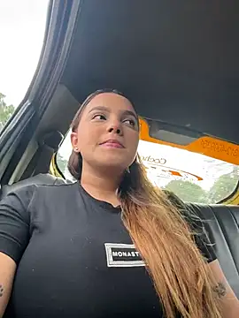 vivicolibri online show from November 12, 2025, 9:07 pm