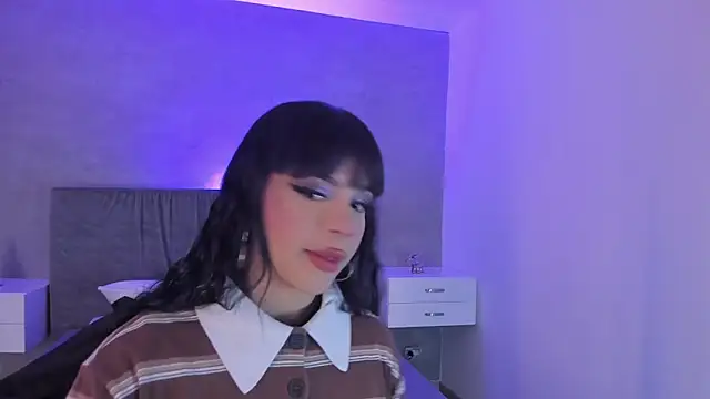 Snapshot of maddy_walker chatting on September 30, 2025, 9:43 pm maddy walker online show from September 30, 2025, 9:43 pm