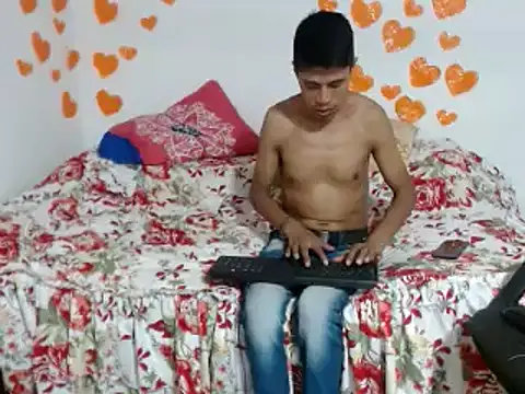 dani07- online show from February 15, 2025, 3:20 am