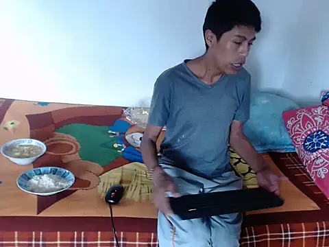 dani07- online show from March 14, 2025, 8:38 pm