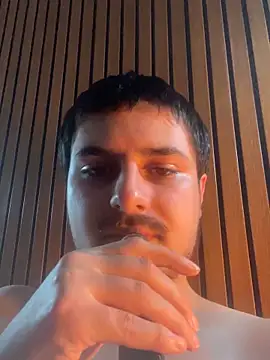 ukhornylad25 online show from November 24, 2025, 2:11 am