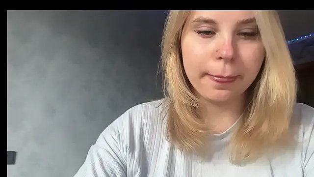 Snapshot of Thalia__Star chatting on May 30, 2026, 9:26 am Thalia Star online show from May 30, 2026, 9:26 am