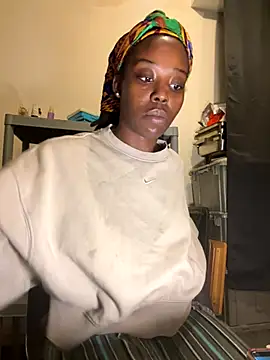 choclatepeaach online show from November 11, 2025, 12:55 pm