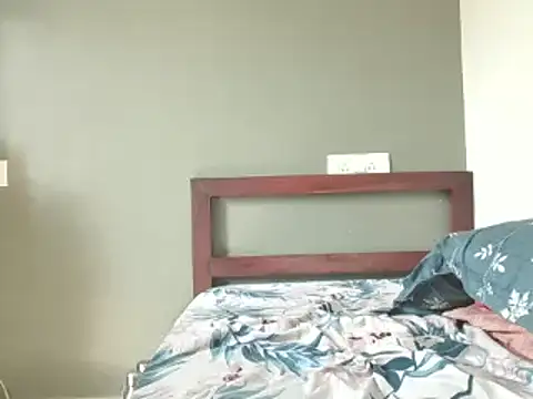 Snapshot of Imsunny112 chatting on February 15, 2025, 5:19 am Imsunny112 online show from February 15, 2025, 5:19 am