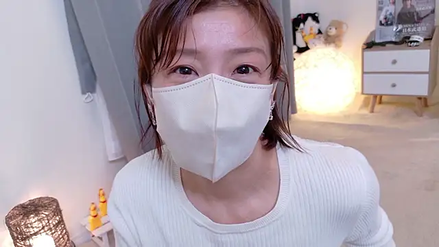 Risa 06 online show from April 17, 2026, 12:41 pm