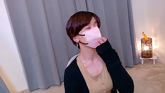 Snapshot of Risa_06 chatting on February 3, 2026, 12:21 pm Risa 06 online show from February 3, 2026, 12:21 pm