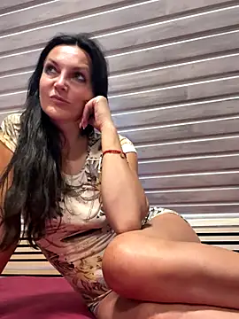 Snapshot of -OLYA- chatting on September 13, 2025, 7:47 pm -OLYA- online show from September 13, 2025, 7:47 pm