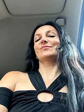 Snapshot of -OLYA- chatting on September 9, 2025, 6:23 am -OLYA- online show from September 9, 2025, 6:23 am