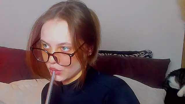 Snapshot of rora_skyline chatting on February 25, 2026, 11:48 pm rora skyline online show from February 25, 2026, 11:48 pm