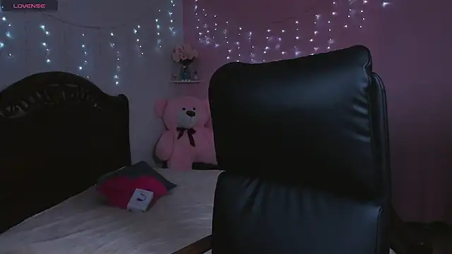 Monica Smash online show from December 6, 2024, 12:22 pm