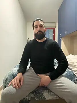 Snapshot of Gioeltoro89 chatting on February 7, 2025, 5:18 pm Gioeltoro89 online show from February 7, 2025, 5:18 pm