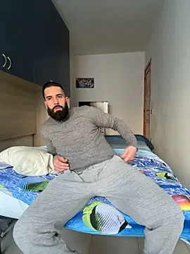 Snapshot of Gioeltoro89 chatting on February 12, 2025, 3:38 pm Gioeltoro89 online show from February 12, 2025, 3:38 pm