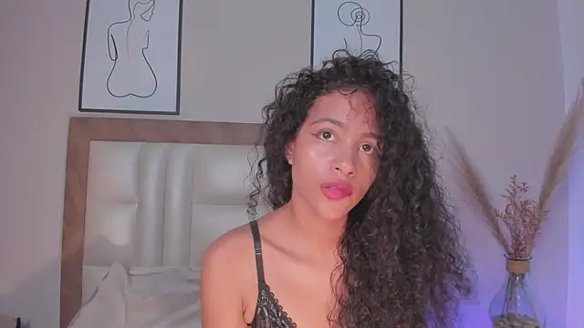 Snapshot of AntonellaHall_ chatting on October 11, 2025, 12:33 am AntonellaHall online show from October 11, 2025, 12:33 am