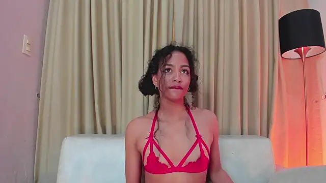 Snapshot of AntonellaHall_ chatting on March 6, 2025, 3:02 pm AntonellaHall online show from March 6, 2025, 3:02 pm