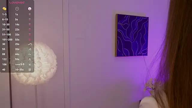 Snapshot of Lilly_Colins chatting on March 7, 2025, 12:26 am Lilly Colins online show from March 7, 2025, 12:26 am