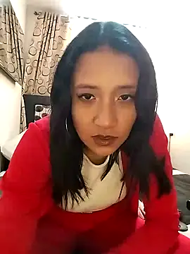 Snapshot of cami_victoria chatting on December 4, 2024, 4:10 pm cami victoria online show from December 4, 2024, 4:10 pm