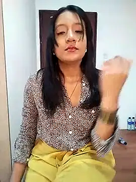 Snapshot of cami_victoria chatting on September 29, 2025, 1:17 pm cami victoria online show from September 29, 2025, 1:17 pm