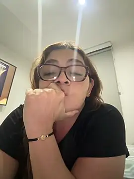 AntonellaAlondra4 online show from October 5, 2025, 3:08 am