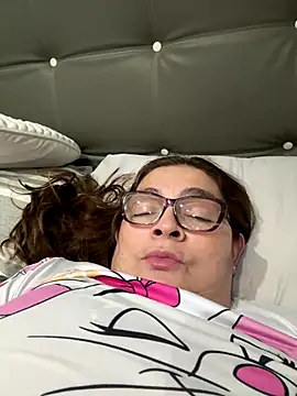 AntonellaAlondra4 online show from November 22, 2025, 4:11 am