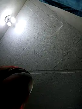 slimcate91 online show from November 8, 2025, 12:47 am