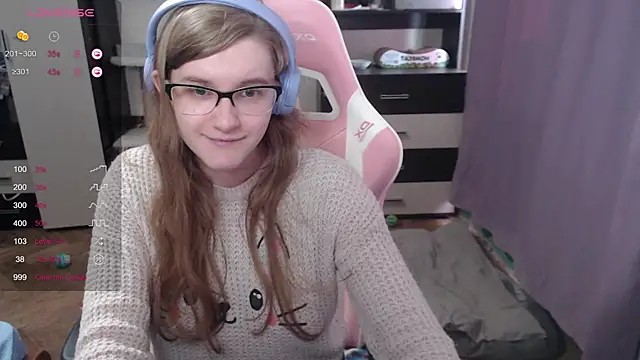 Tomato Tease online show from September 26, 2025, 2:24 pm