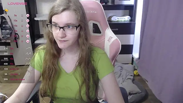 Tomato Tease online show from September 17, 2025, 2:08 pm