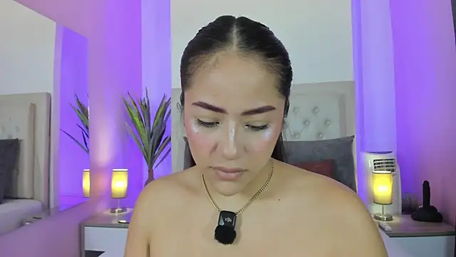 nicolle pierce online show from April 4, 2026, 12:34 pm