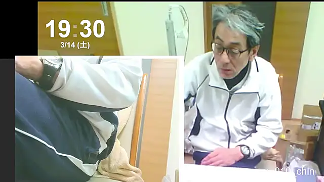 mama010-chan online show from March 14, 2026, 10:32 am