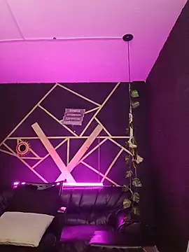 Gelena Black online show from November 19, 2025, 12:16 pm