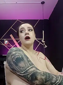 Gelena Black online show from September 17, 2025, 1:02 pm