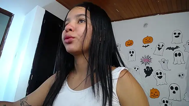 Snapshot of abby_tgn chatting on October 19, 2025, 11:35 am abby tgn online show from October 19, 2025, 11:35 am