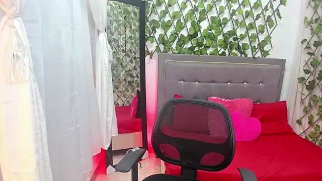 Sofia agudelo online show from September 25, 2025, 2:50 am