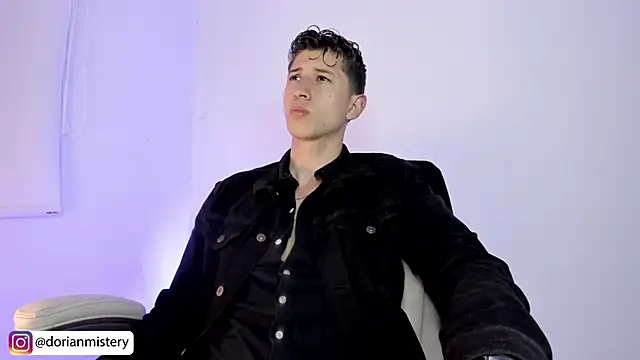 Dorianmistery2322  online show from April 14, 2026, 12:15 am