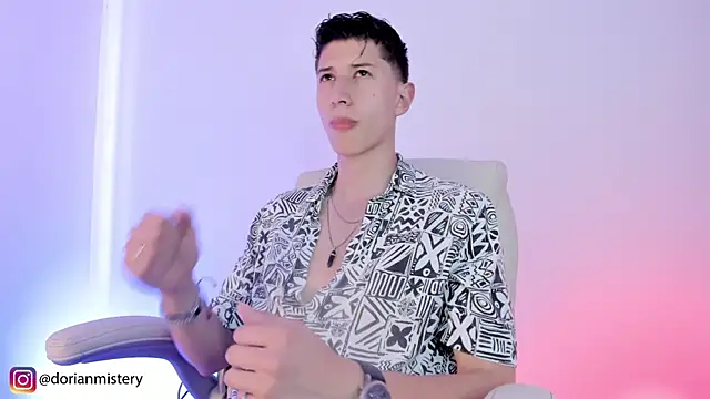 Dorianmistery2322  online show from April 6, 2026, 9:38 pm