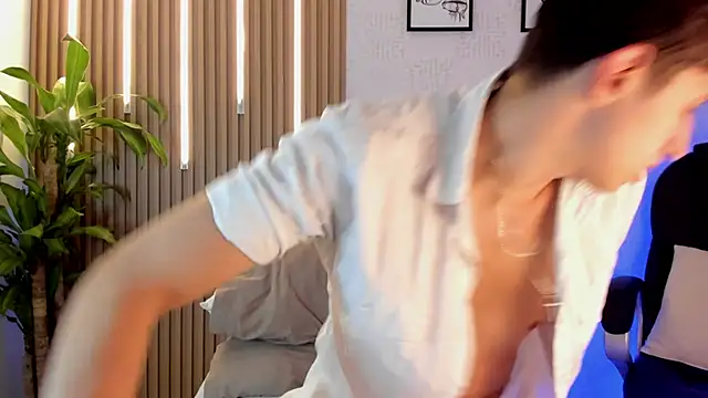 Dorianmistery2322  online show from November 27, 2025, 12:33 am