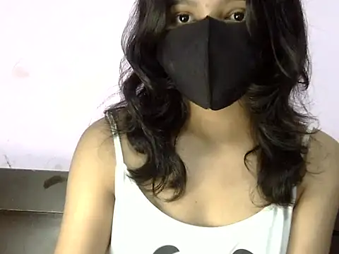 Snapshot of Cute_Alaina chatting on October 24, 2025, 5:50 am Cute Alaina online show from October 24, 2025, 5:50 am