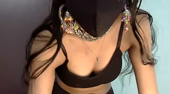Snapshot of Cute_Alaina chatting on March 11, 2025, 2:53 am Cute Alaina online show from March 11, 2025, 2:53 am
