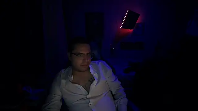 FrankGatsby11 online show from December 6, 2024, 9:15 am
