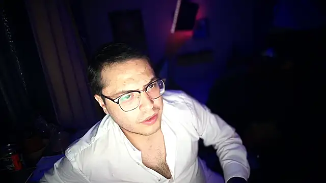 FrankGatsby11 online show from December 6, 2024, 6:55 pm