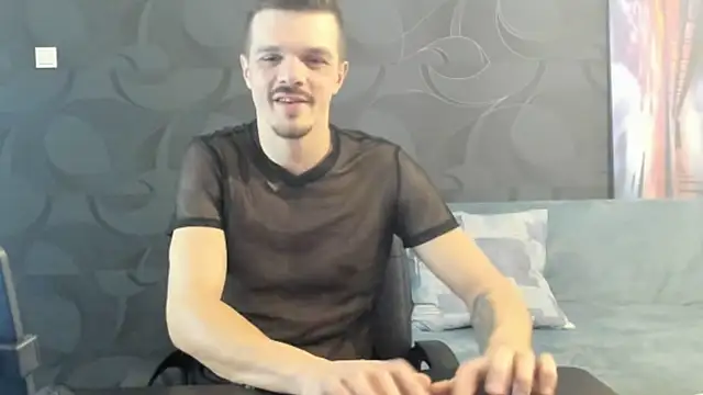 Snapshot of DonyBrown chatting on March 16, 2025, 7:17 pm DonyBrown online show from March 16, 2025, 7:17 pm