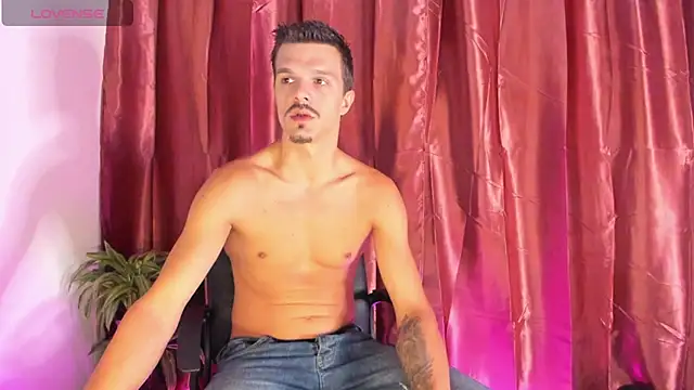 Snapshot of DonyBrown chatting on September 17, 2025, 5:09 am DonyBrown online show from September 17, 2025, 5:09 am