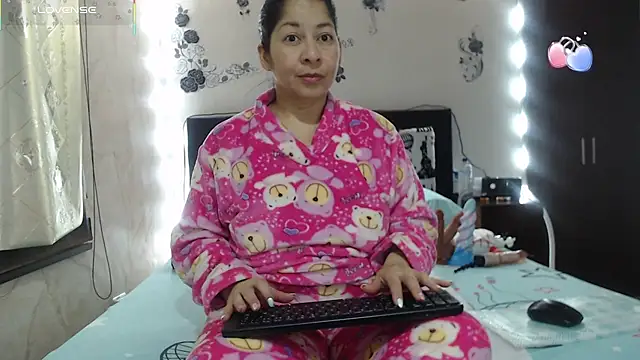 Rachell 111 online show from September 16, 2025, 9:10 am