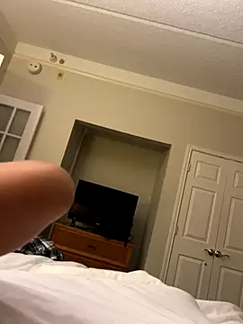 Snapshot of elikittens chatting on October 14, 2025, 4:57 am elikittens online show from October 14, 2025, 4:57 am