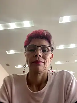 Snapshot of MireyaTorresGu chatting on February 17, 2025, 5:44 pm MireyaTorresGu online show from February 17, 2025, 5:44 pm