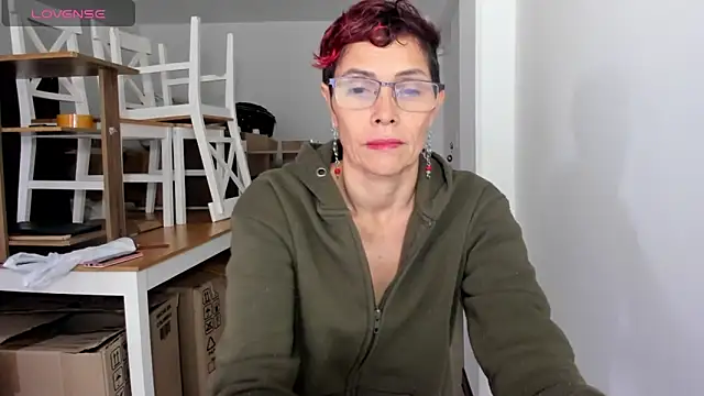Snapshot of MireyaTorresGu chatting on February 28, 2025, 3:48 pm MireyaTorresGu online show from February 28, 2025, 3:48 pm