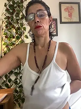 Snapshot of MireyaTorresGu chatting on February 21, 2026, 2:52 pm MireyaTorresGu online show from February 21, 2026, 2:52 pm